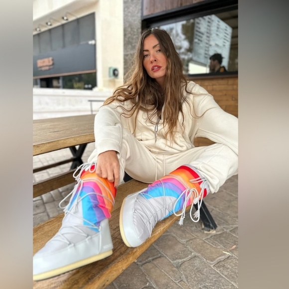 Moon Boot Icon Rainbow Snow Boots - Picture 6 of 16